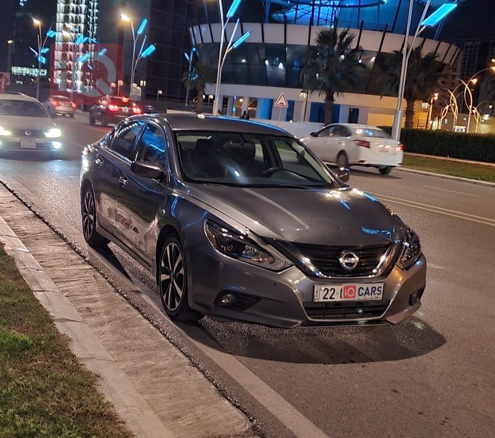 نيسان ألتيما